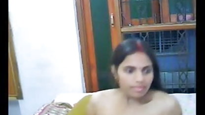 பிகினி டீன் குளத்தின் படகோட்டி விழுங்க மூலம் கழுதை பெறுகிறார் - ராஜாக்களின் உண்மை