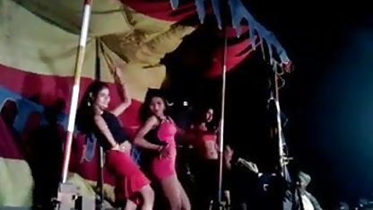 MILF கழுதையில் சாஷா சாம்பல் ஆபாச மாற்றாந்தாய் பையனைப் பிடித்தது