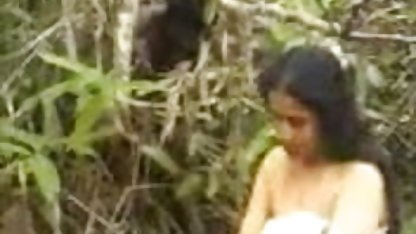 4. மென்மையான செக்ஸ் அழகா இறுதியாக ஒரு பெரிய கருப்பு சேவலுடன் பழகுவார்