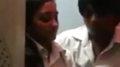 - இயற்கை மார்பகங்கள் டிஃப்பனி டைலர் புண்டை துடித்தது