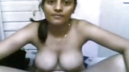 ரகசிய முகவர் அழகான அம்பர் லின் பாக் ஐரோப்பிய அழகிகள் போவ்