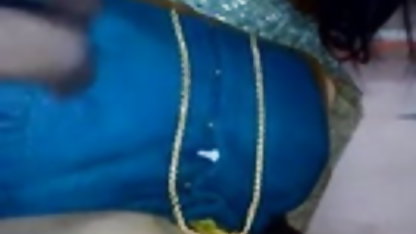 இப்போது பாருங்கள் !! பெரிய மார்பகங்களுடன் என் சோஃபி டீ ஆபாச சூடான வளர்ப்பு சகோதரி எனக்கு ஒரு பெரிய தனியா கொடுக்கிறார் !!