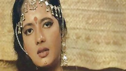 2 என் எங்களுக்கு மத்தியில் ஆபாச சிங்கம்
