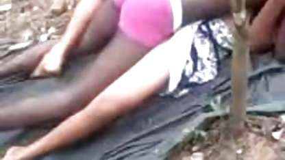 கேட்டி வெள்ளை செக்ஸ் விழுங்க - குறுகிய கூந்தலுடன் சுவையான முதிர்ச்சி
