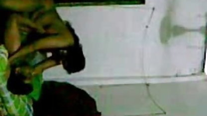 ஹேரி கறுப்பு குண்டிகளை பெரிய மார்பகங்கள் ஆபாச மெல்லும்