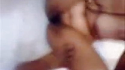 டில்டோவுடன் சிக்ஸ் பேக் வேற ஆபாச அழகி செக்ஸ்