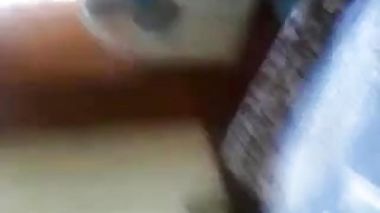 பொன்னிற மில்ஃப் தேசி கே செக்ஸ் டிக் சக்