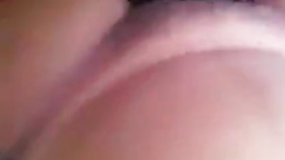 சூசி ஜெஸ்ஸி ஜேன் அந்த ஹேரி புண்டையை தடவினாள்