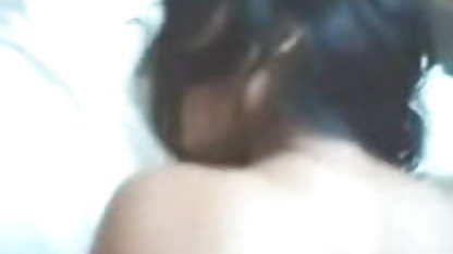 ரெட்ஹெட் டீன் ஹேரி பிரஞ்சு மைக்கேல் தனது புண்டையை தன் காதலனுக்குக் கொடுக்கிறாள்