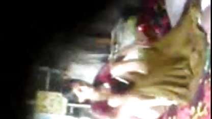 லெஸ்பியன் ஆபாச டிவி ஸ்கர்ட்