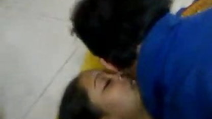 ஒரு செக்ஸ் ஸ்விங்கில் எல்சா ஜீன் ஆபாச ஈரமான புண்டை