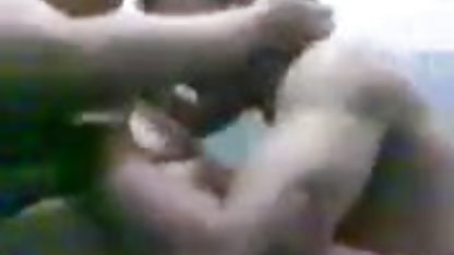 மினியேச்சர் ரெட்ஹெட் இளம் செக்ஸ் வார்ப்பு