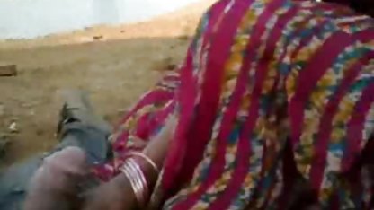 ஆசிய 18 வயது தனது முதல் முறையாக கவர்ச்சி வீடியோ புண்டையில் ஒரு விந்து கொட்டுகிறது