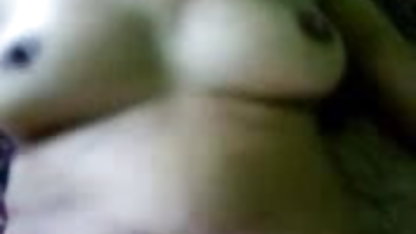 வலியுறுத்தப்பட்ட மணப்பெண் சன்னி லியோன் வீடியோ எக்ஸ்