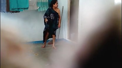 மேகியின் வீடு பச்சை மற்றும் சன்னி லியோன் செக்ஸ் படம் 2 சப்ஸ் ஒரு அடிமை கையெழுத்திட்டதில் மகிழ்ச்சி!