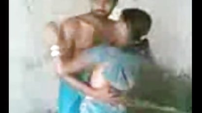 மோதிர ஆசிய சிலை அவளது ஹேரி மோரோனை வலிமையுடன் கட்டாயம் செக்ஸ் வீடியோக்கள் உழுகிறது