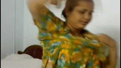 இரவில் டீன் மற்றும் பி.எஃப்.எஃப் காதல் LEZ இனிப்பு ஆபாச செக்ஸ் அணியுங்கள்!