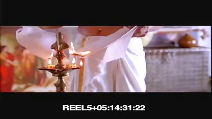 மில்ஃப் பிக் சூடான ஆபாச ஸ்லைட்ஸ் டிக் இன் டைட் ஆஸ்