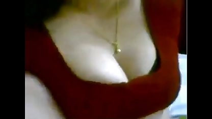 கவர்ச்சி மசாஜ் ஆபாச ஜெனிபர் பிபிசிக்குத் திரும்புகிறார்
