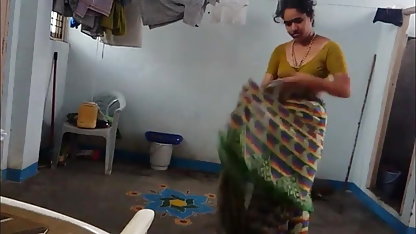என் அம்மா பூங்காவில் ஆபாச என் காதலி போனஸ் காட்சியைப் பிடித்தாள்